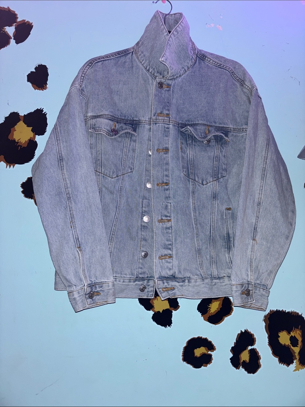 Small forever 21 Classic Light Blue Denim Jacket